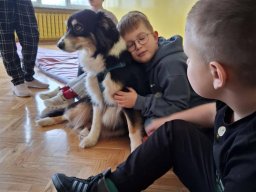 Rok szkolny 2025-2026 - 68 - Dogoterapia w klasie 3C